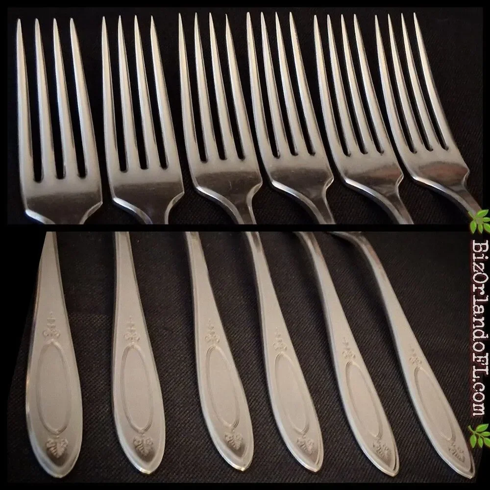 VINTAGE: Oneida Community Plate Dinner Forks Classic 1917 